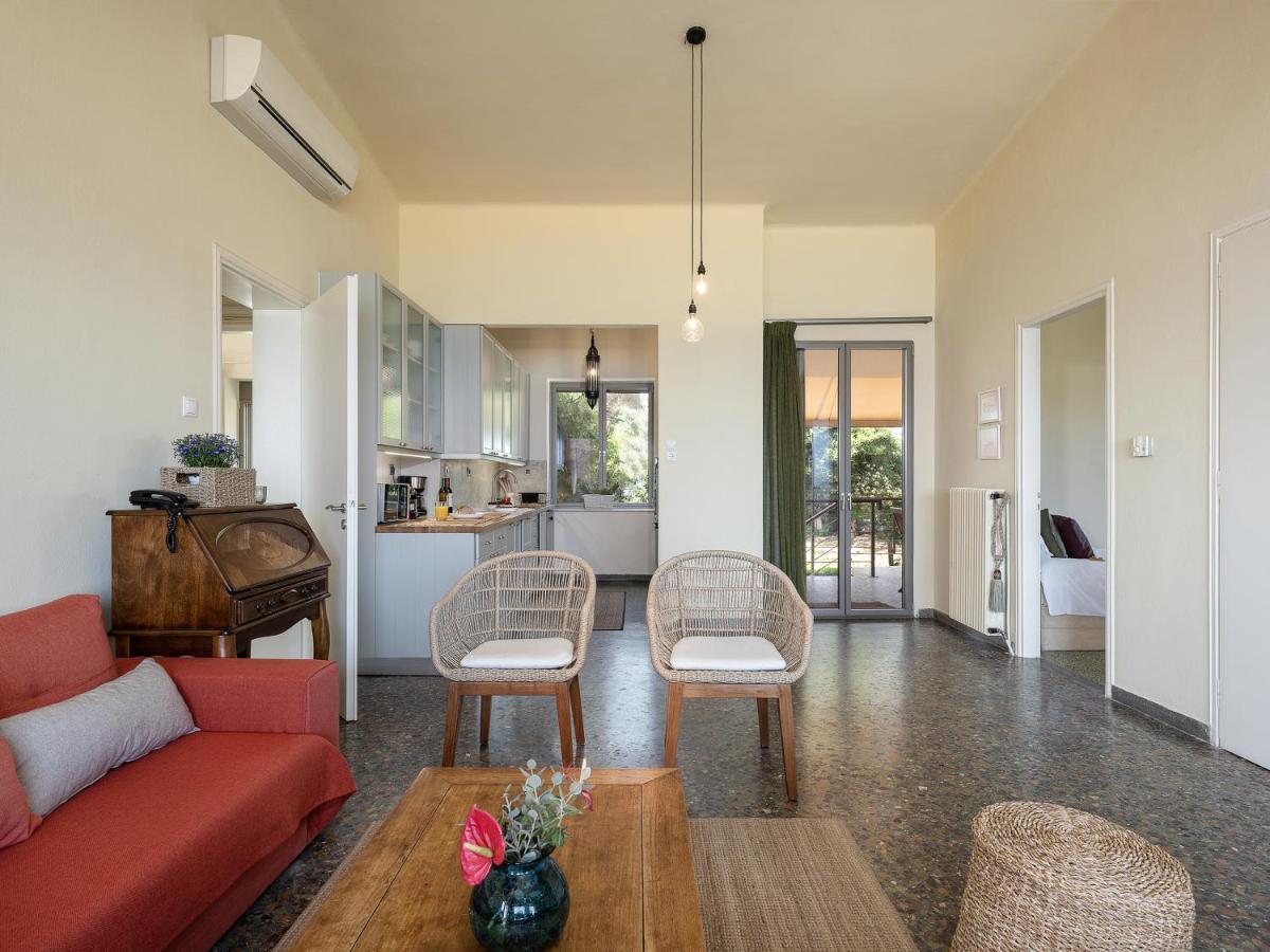 The House By The Sea Villa Kato Daratso Exterior photo
